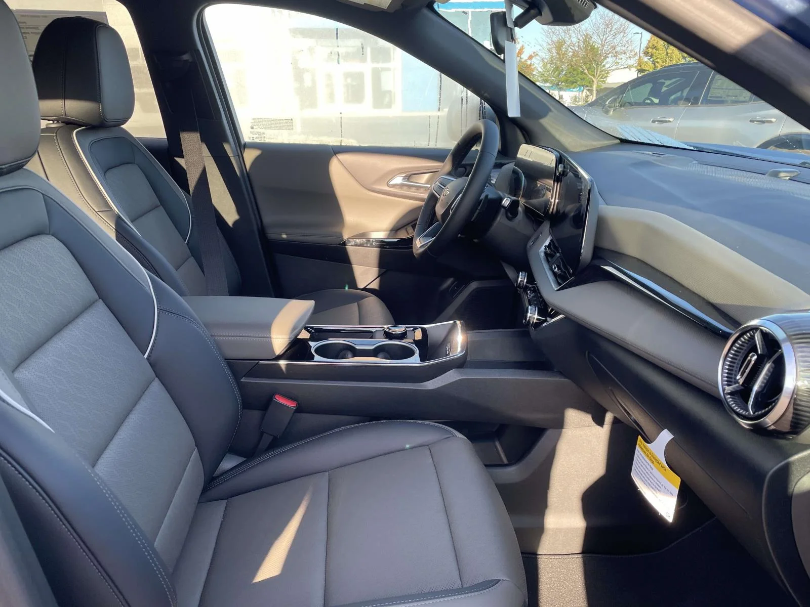New 2027 Lakeshore Blue Metallic Chevrolet LT image 8