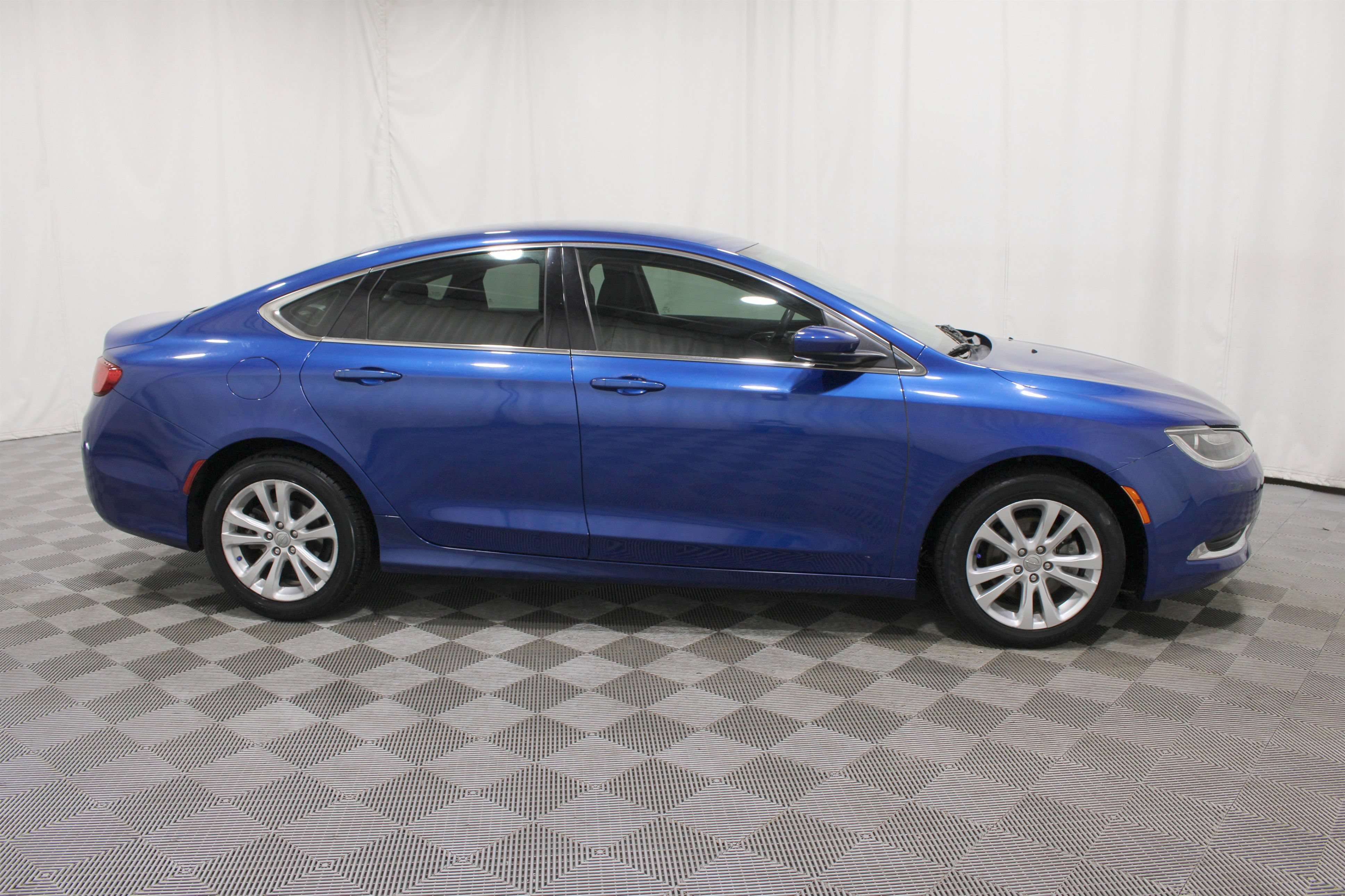 Used 2015 Vivid Blue Pearlcoat Chrysler Limited image 23