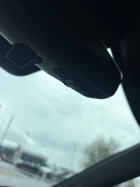 Used 2025 Red GMC AT4 image 22