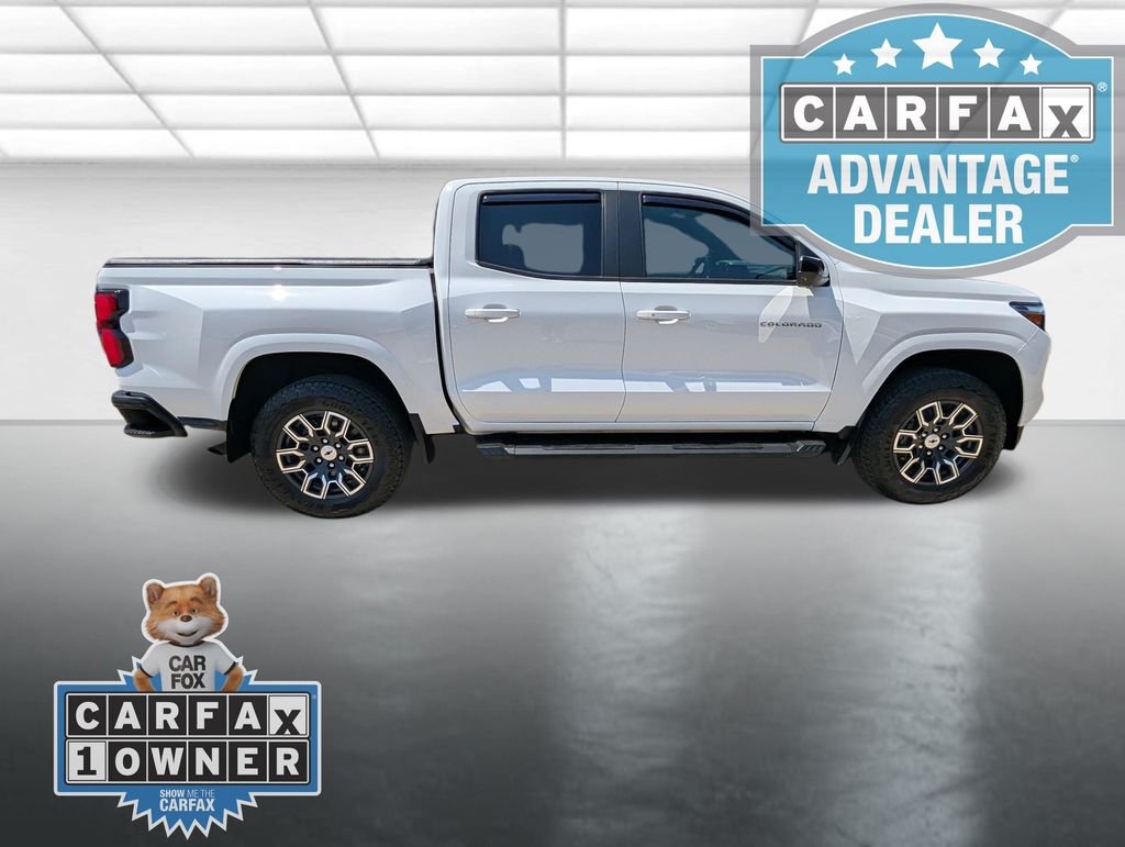 Used 2024 Summit White Chevrolet Z71 image 30