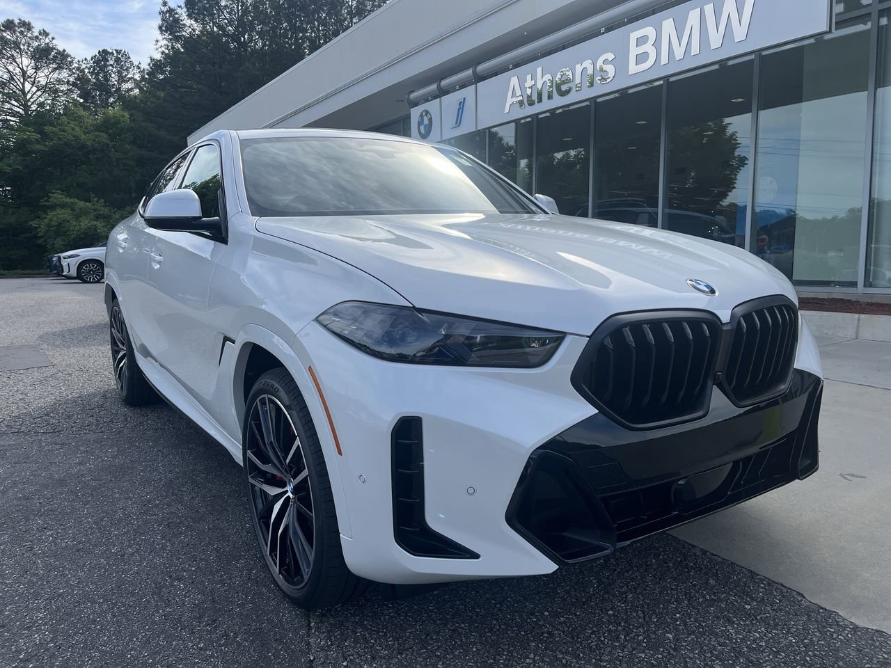 2027 BMW X6 xDrive40i's photo
