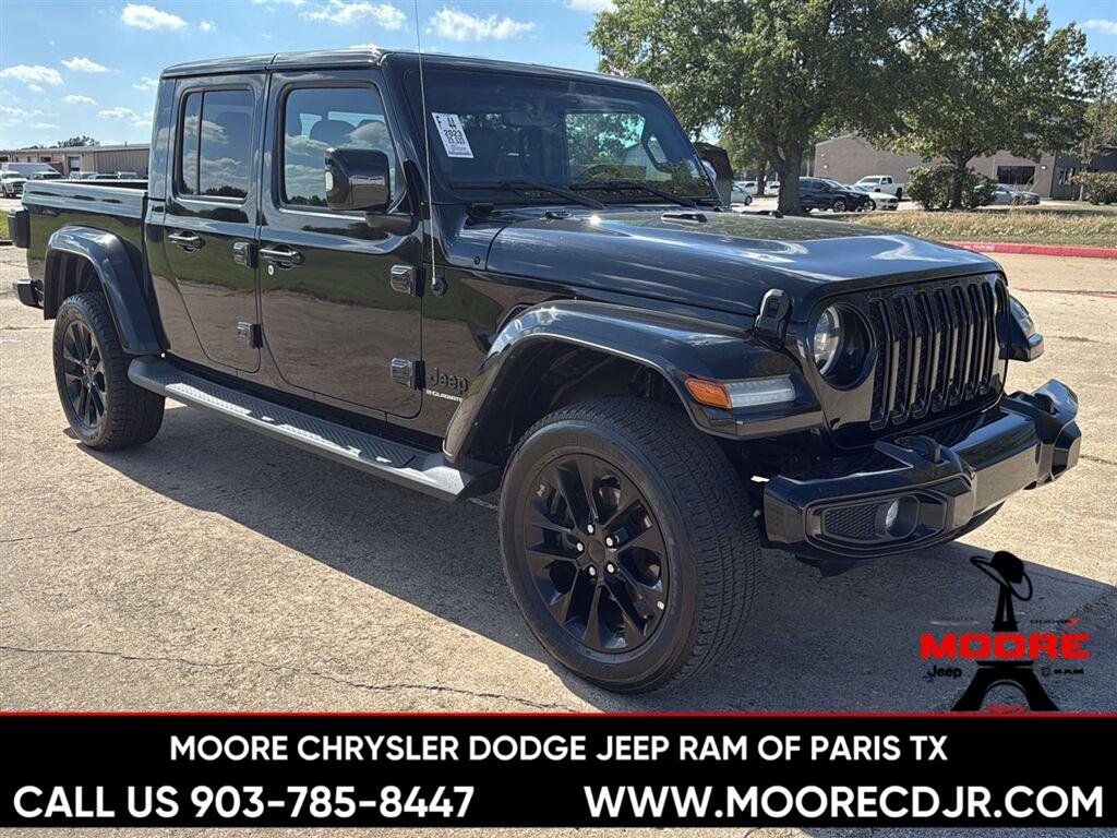 Used 2023 Black Clearcoat Jeep High Altitude image 3
