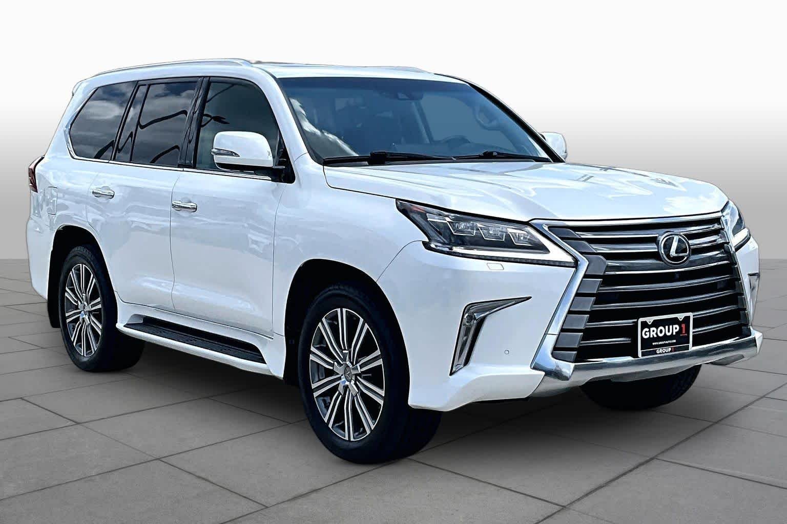 Pre-Owned 2017 Lexus LX 570
