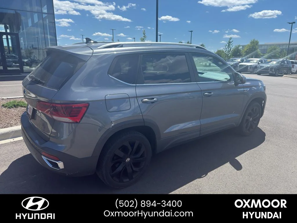 Used 2022 Platinum Gray Metallic Volkswagen SE image 5