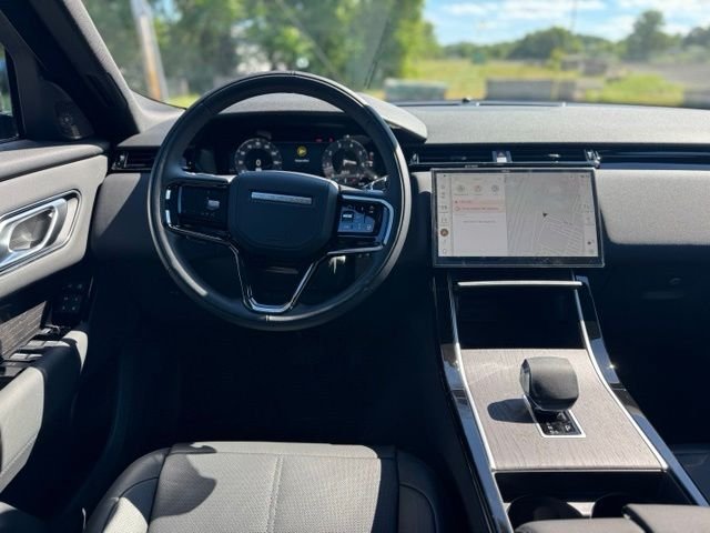 New 2026 Santorini Black Land Rover S image 13