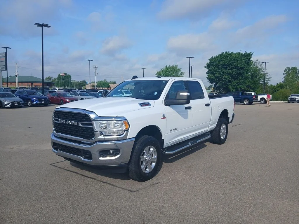 Used 2024 White Ram Big Horn image 4