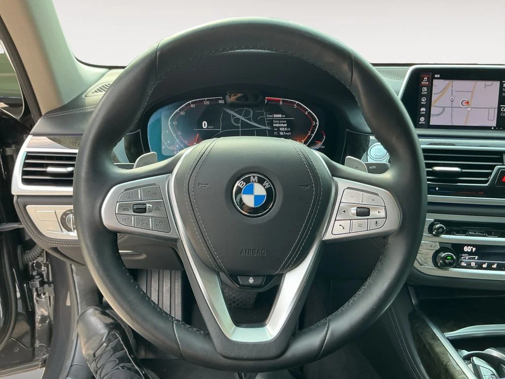 2022 BMW 7 Series 750i - Photo 13