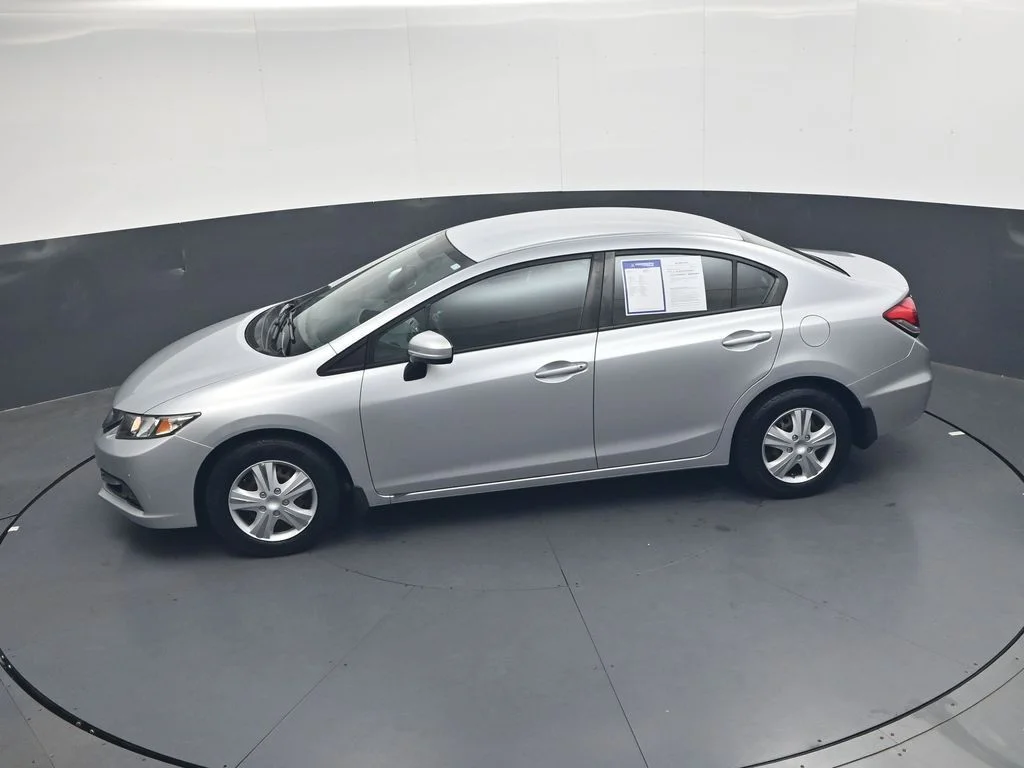 Used 2015 Silver Honda LX image 32