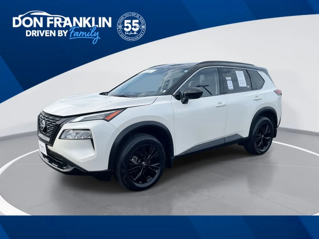 Used 2023 White Nissan SV image 1
