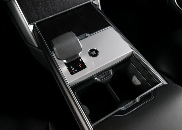 2025 Land Rover Range Rover SE - Photo 14