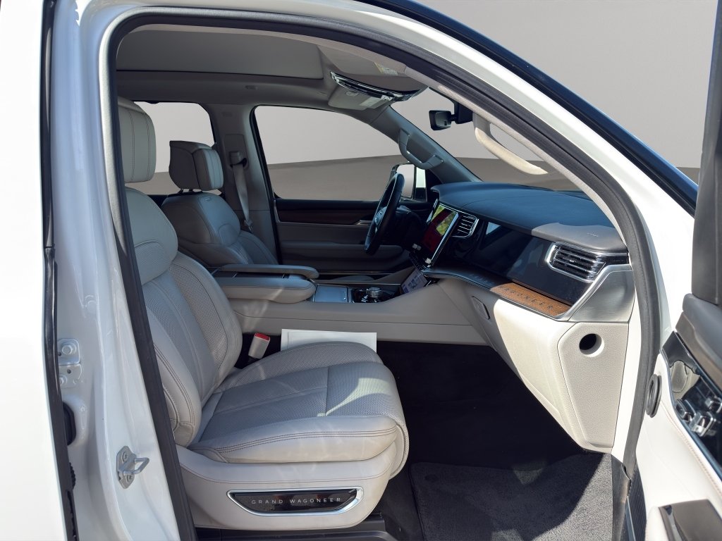 Used 2022 Bright White Clearcoat Jeep Series I image 16