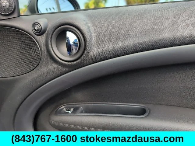 Used 2016 Blue MINI Base image 16