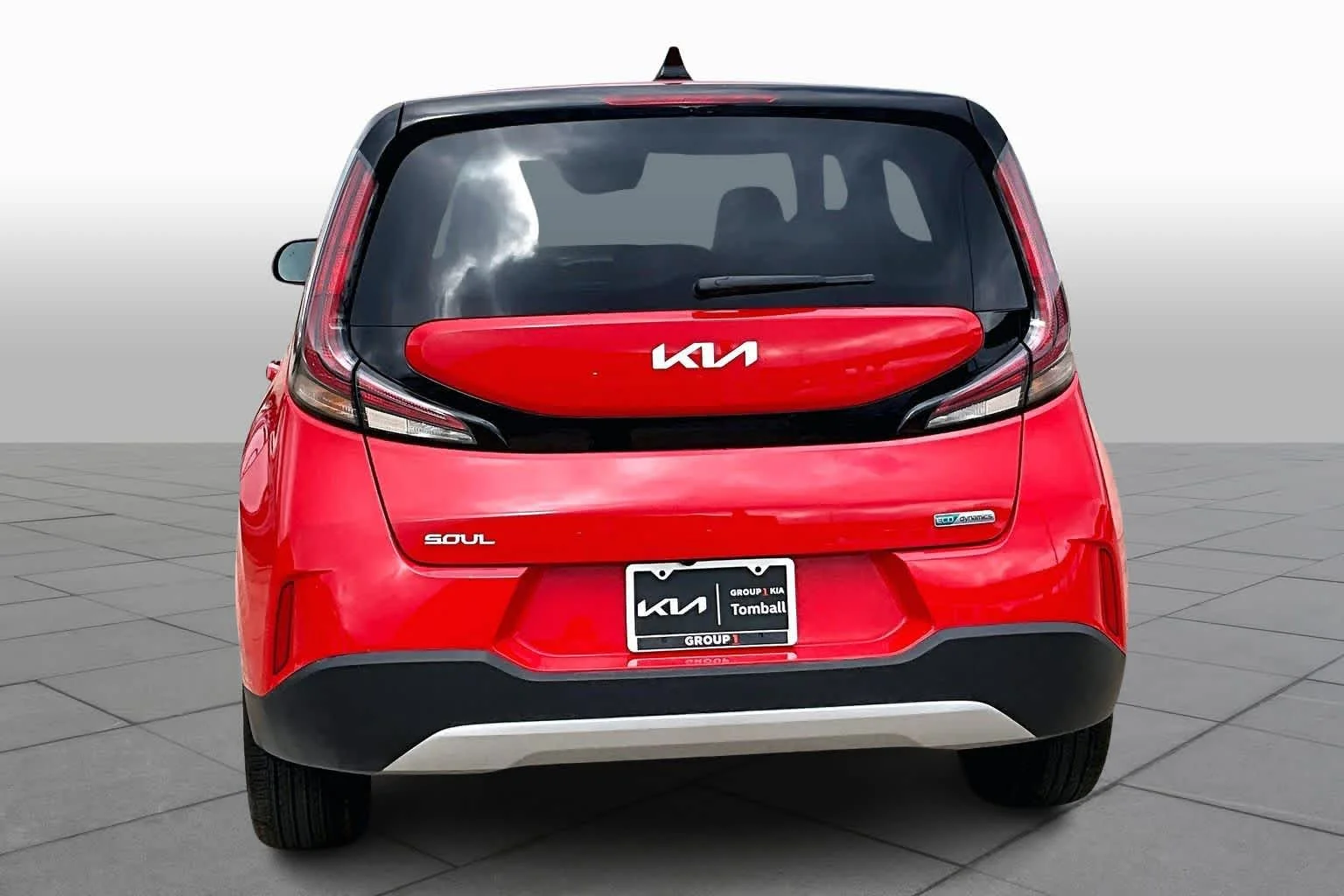 Used 2025 Inferno Red Kia EX image 5