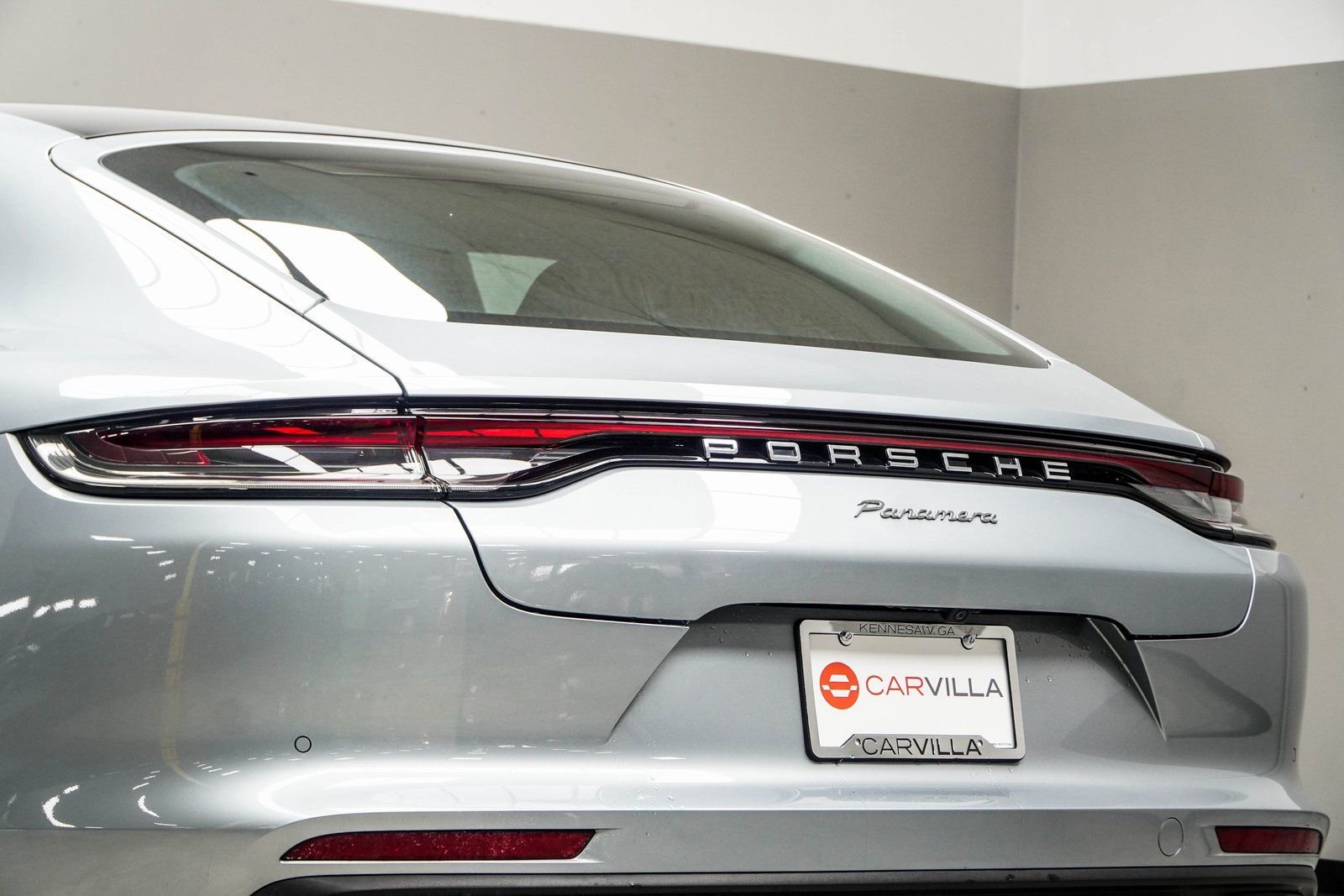 Used 2021 Silver Porsche 4 image 18