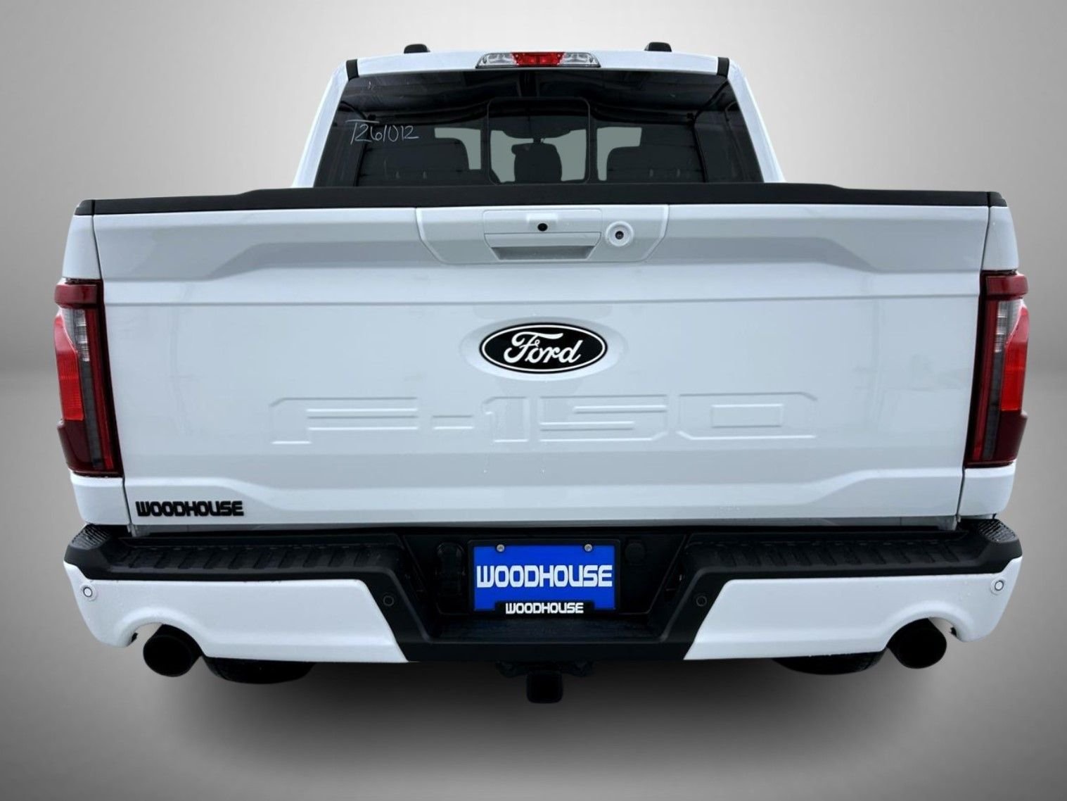New 2026 Oxford White Ford XLT image 6
