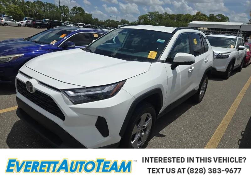 Used 2022 White Toyota XLE image 1