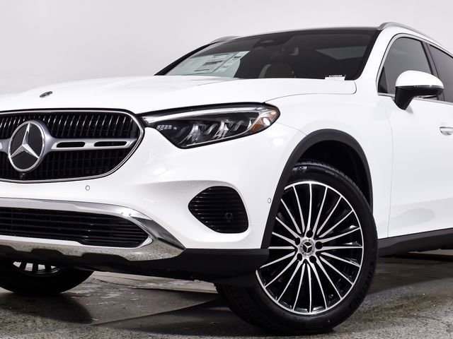 New 2026 Polar White Mercedes-Benz GLC 300 image 47