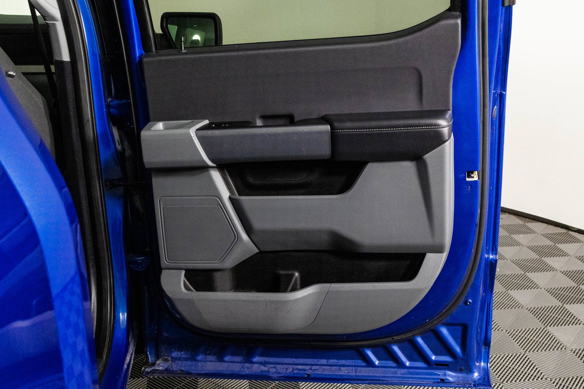 2023 FORD F-150 - Image 37