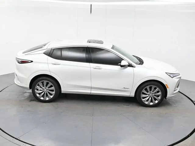 Used 2024 White Frost Tricoat Buick Avenir image 40