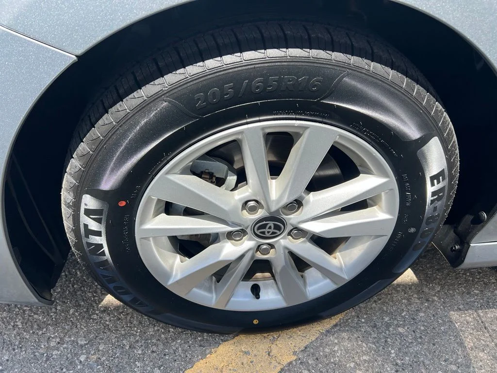 Used 2025 Silver Toyota LE image 29