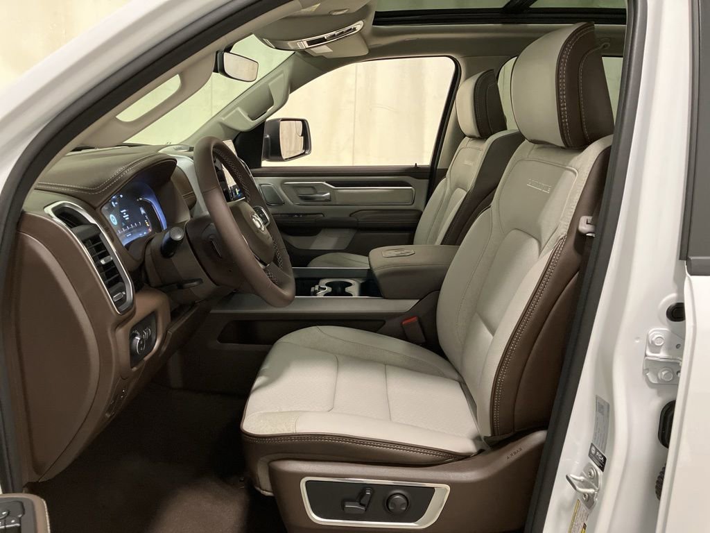 New 2026 Bright White Clear-Coat Exterior Paint RAM Laramie image 12