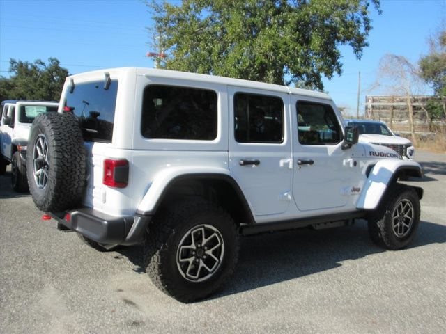 New 2026 Bright White Clear-Coat Exterior Paint Jeep Rubicon image 6