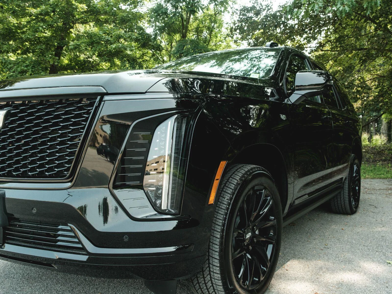 2026 Cadillac Escalade Sport - Photo 5