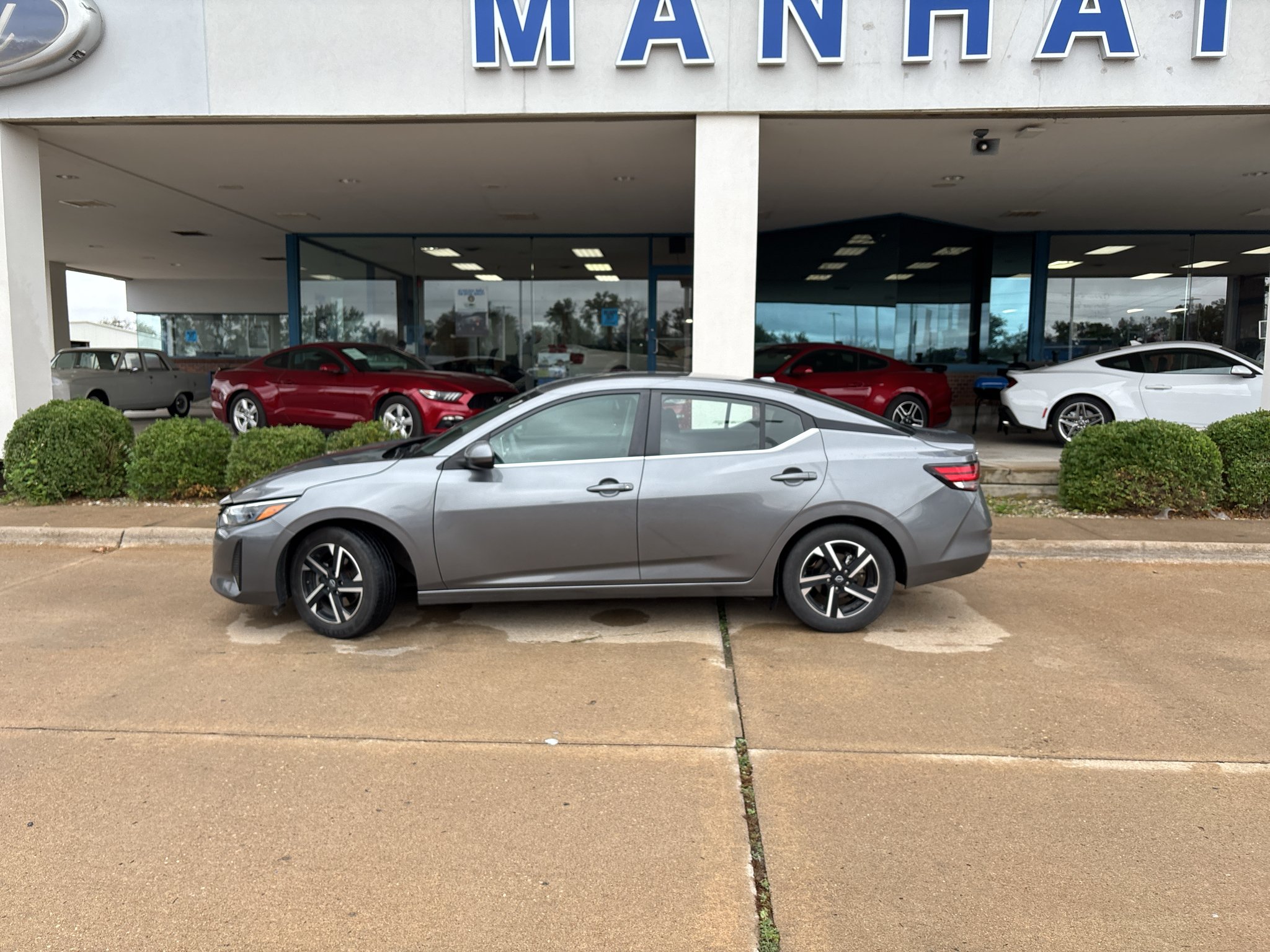 Used 2024 Atlantic Gray Metallic Nissan SV image 11