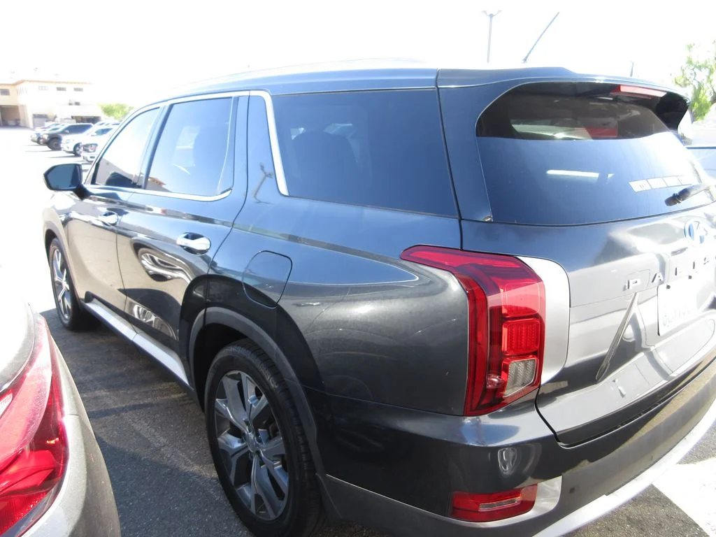 Used 2020 Gray Hyundai SEL image 2