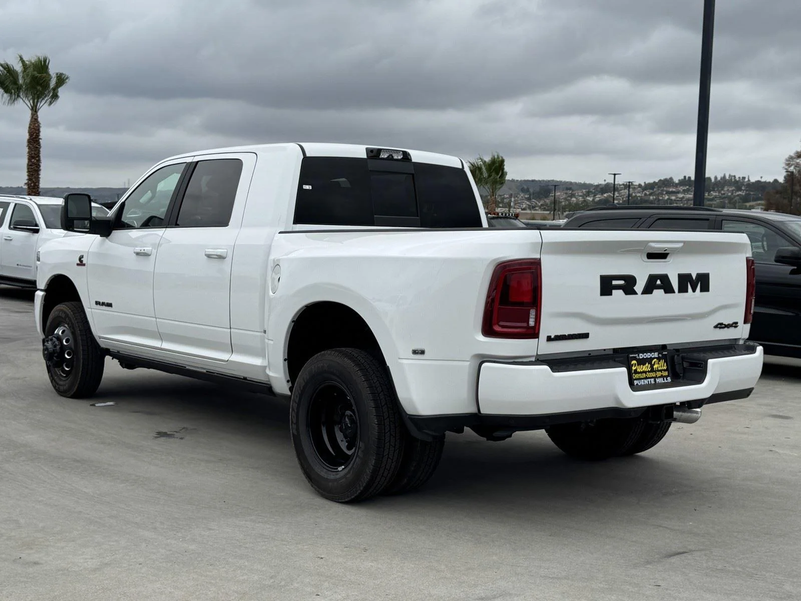 New 2026 Bright White Clear-Coat Exterior Paint RAM Laramie image 4