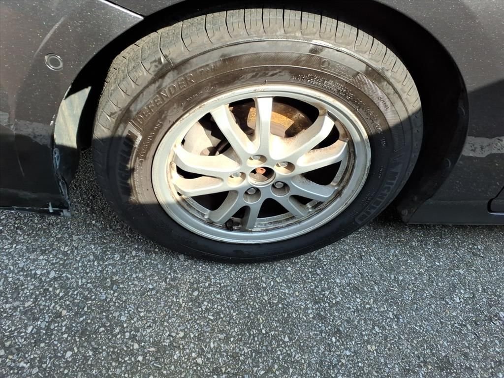 Used 2018 Gray Toyota Two image 8