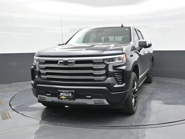 Used 2024 Chevrolet Silverado 1500 High Country with VIN 3GCUDJEL4RG460432 for sale in Kansas City