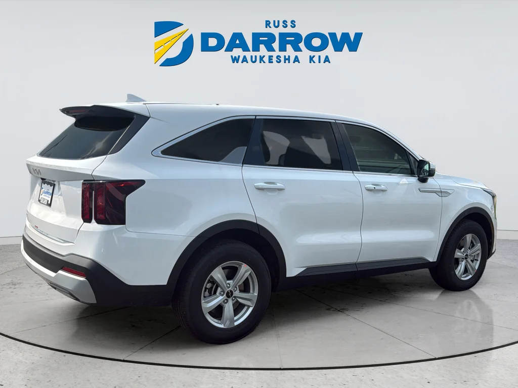 New 2026 Glacial White Pearl Kia LX image 5