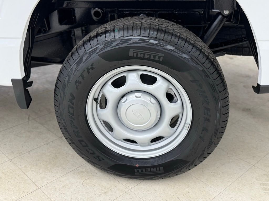 2025 Ford F-150 XL - Photo 13