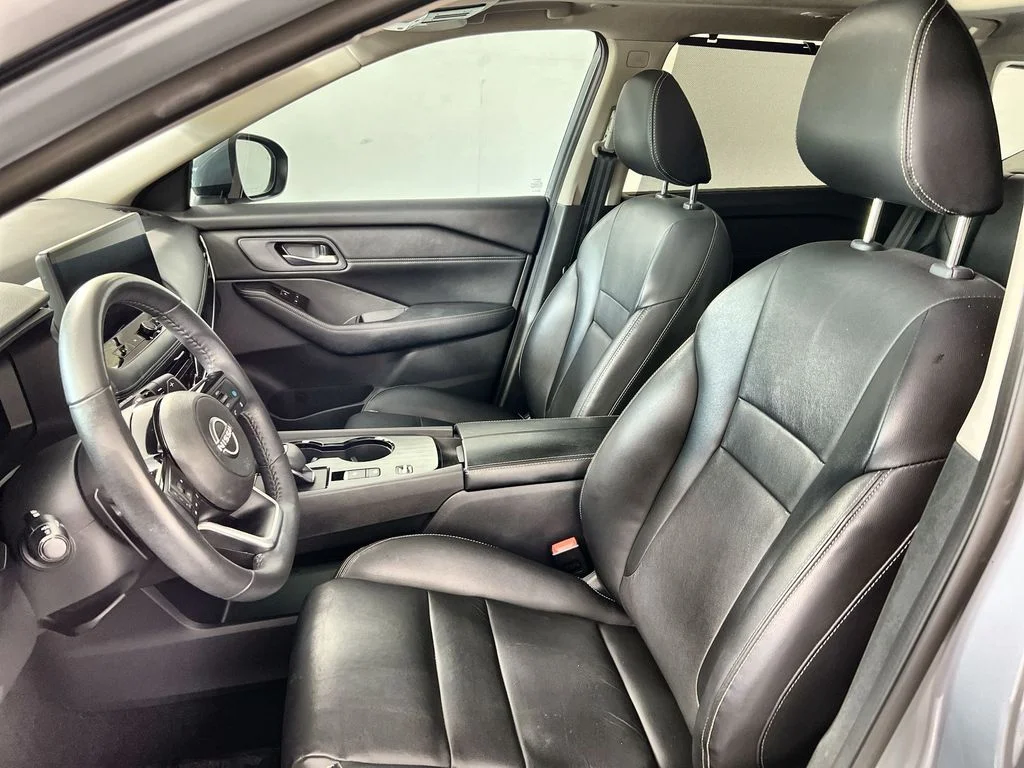 Certified Used 2024 Gray Nissan SL image 13