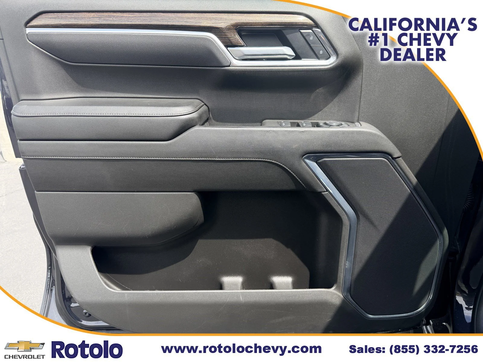 Used 2025 Titanium Rush Metallic GMC Elevation image 18