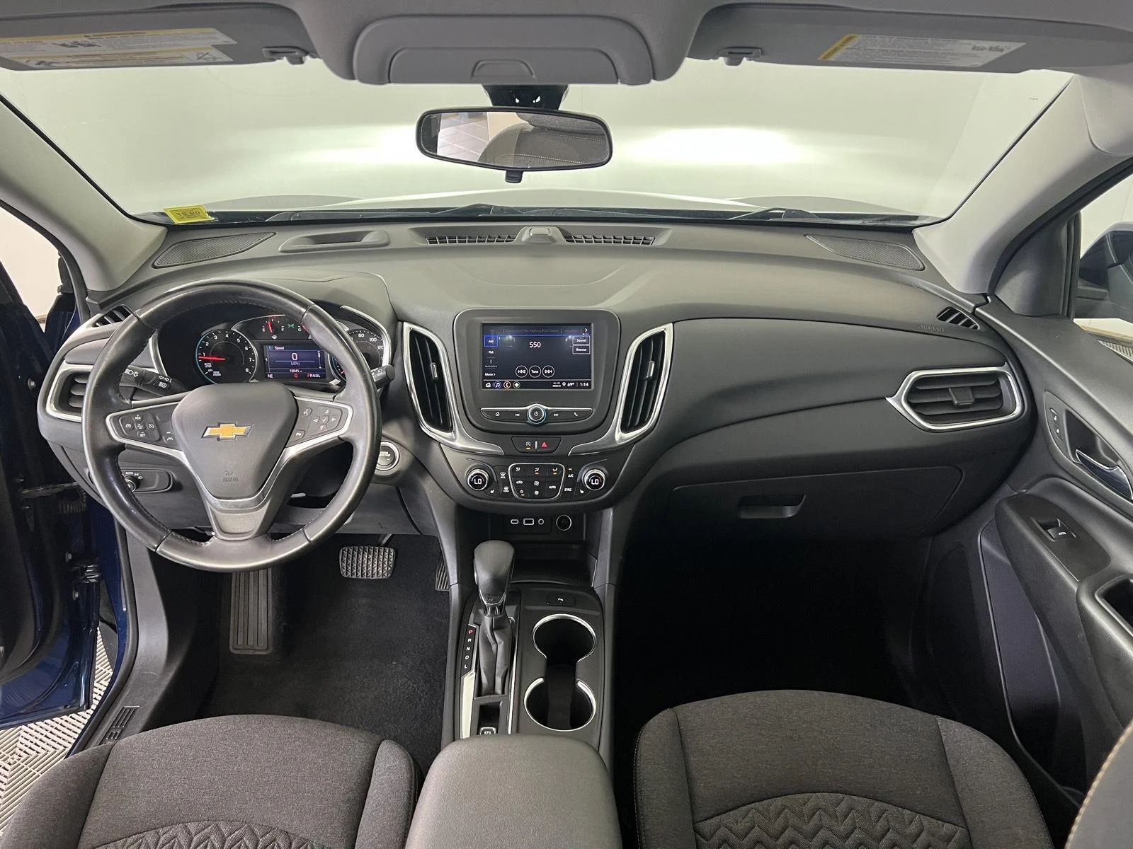 Used 2022 BLUE GLOW METALLIC Chevrolet LT image 19