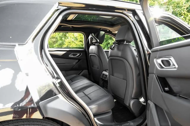 New 2026 Black Land Rover S image 42
