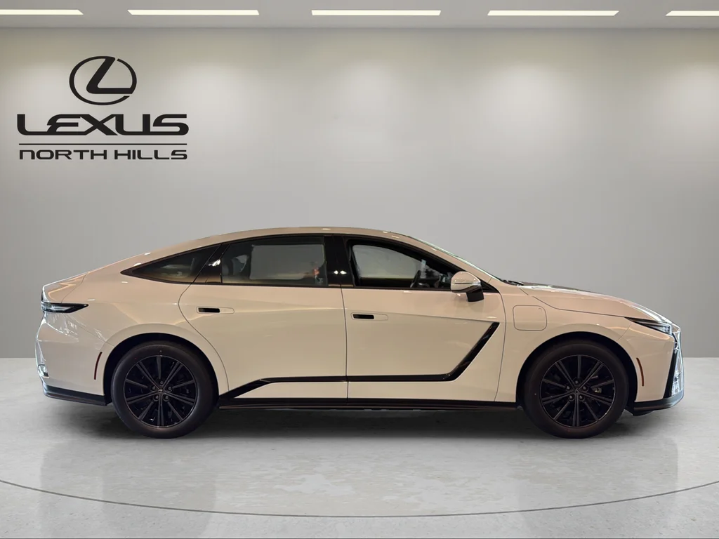 New 2026 Ultra White Lexus ES 500e PREMIUM AWD image 5