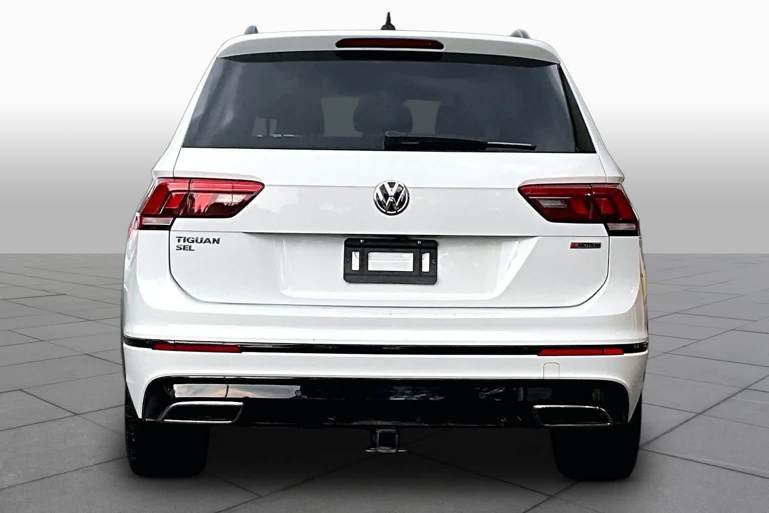 Used 2019 Pure White Volkswagen SEL R-Line Black image 5
