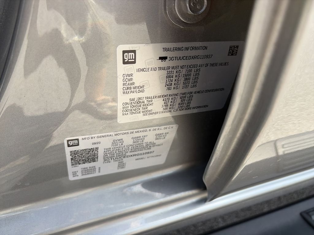 Used 2024 Silver GMC Elevation image 36