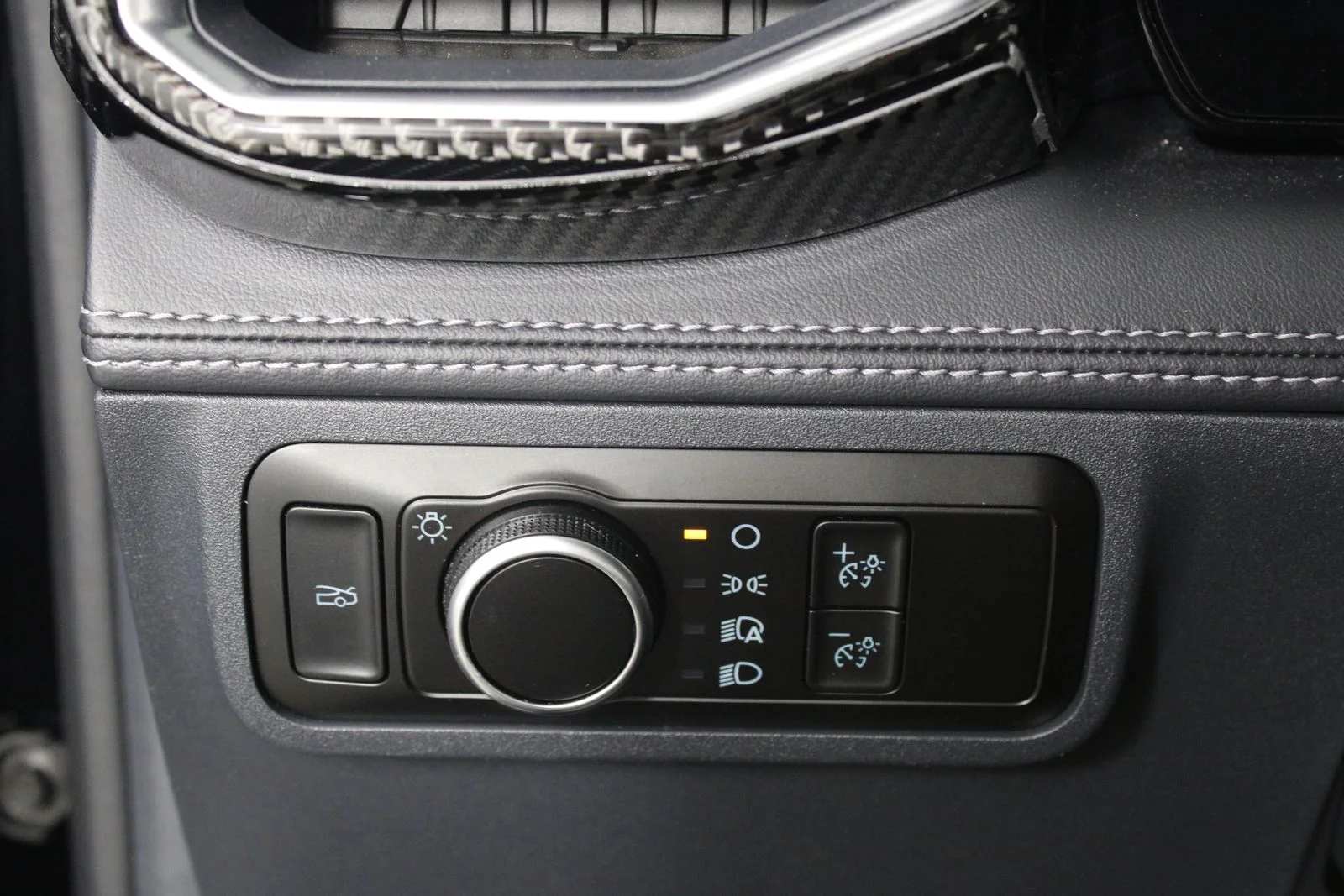 Used 2025 Black Ford GT Premium image 23