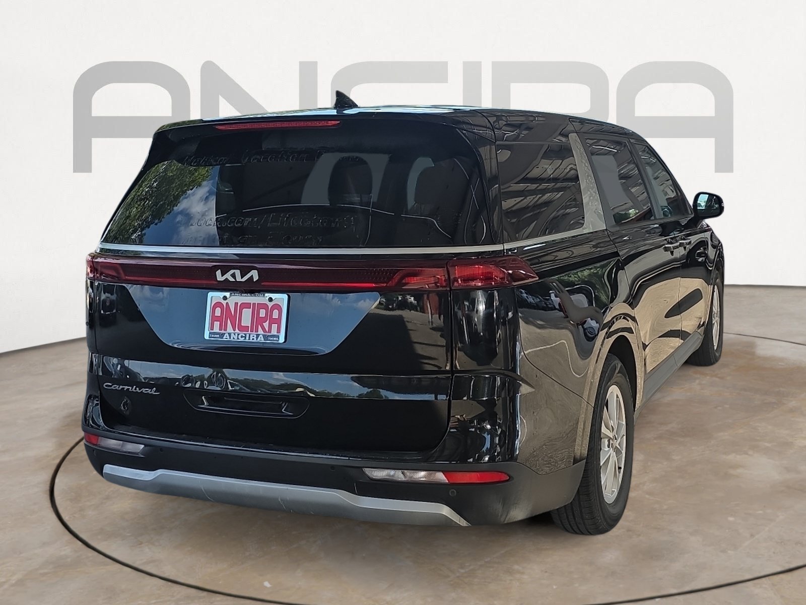 Used 2022 Aurora Black Kia LXS image 7