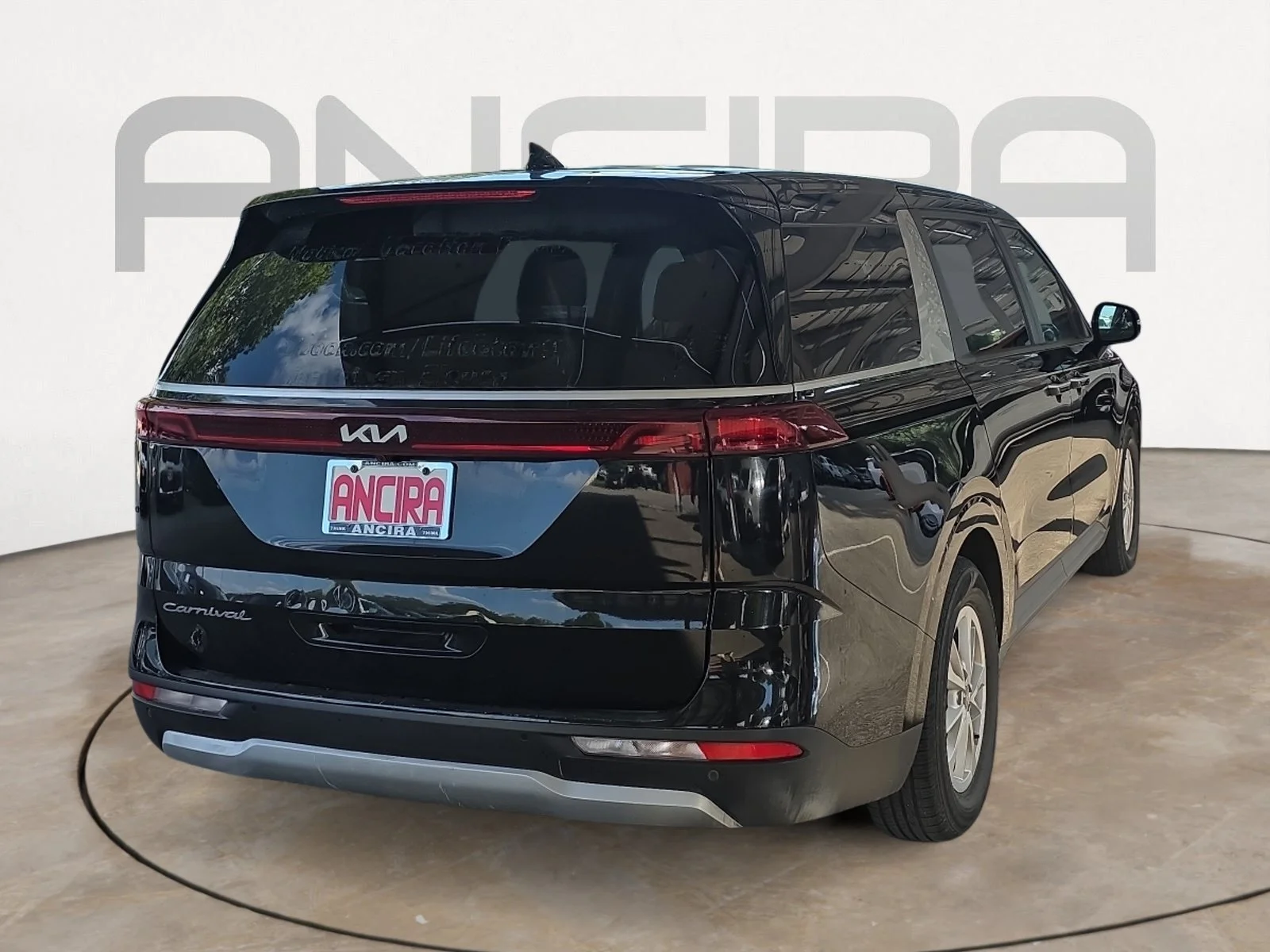 Used 2022 Aurora Black Kia LXS image 7
