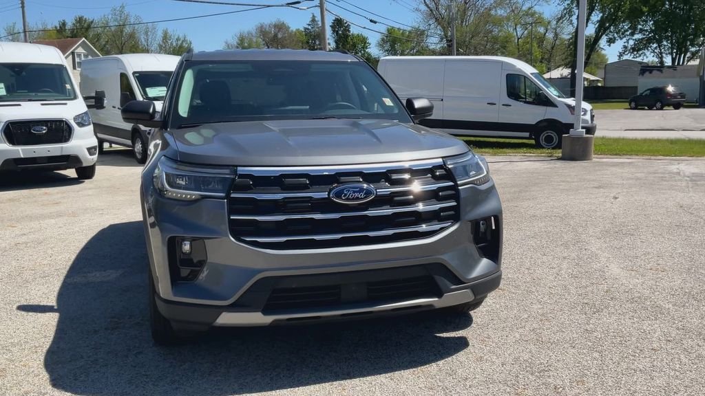 2026 Ford Explorer Active - Photo 6