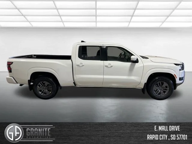 New 2026 White Nissan SV LWB image 7