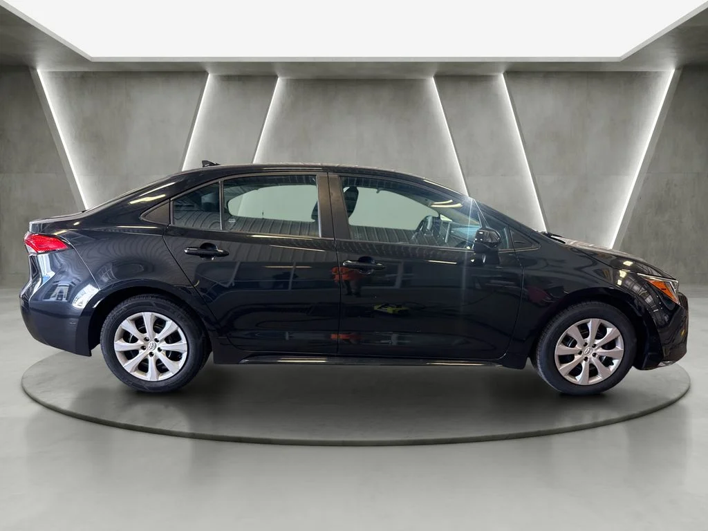 2021 Toyota Corolla LE - Photo 7