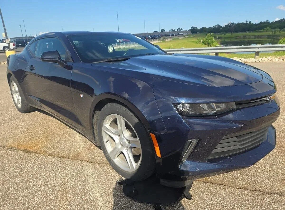 Used 2016 Blue Velvet Metallic Chevrolet 1LT image 2
