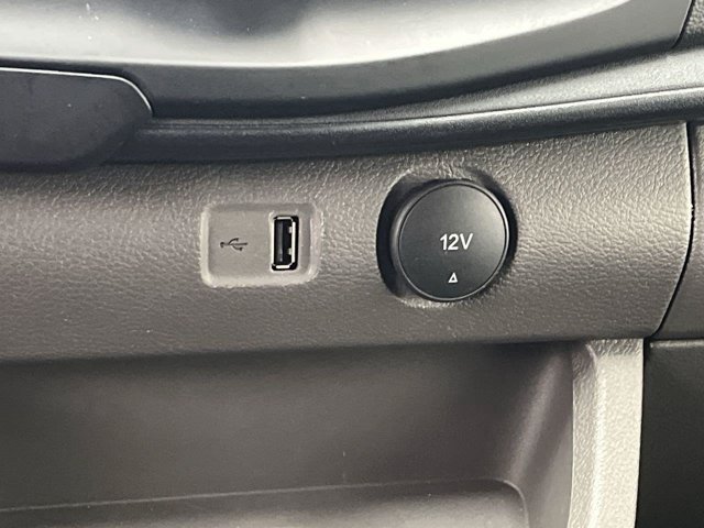 Used 2025 Oxford White Ford 250 image 18