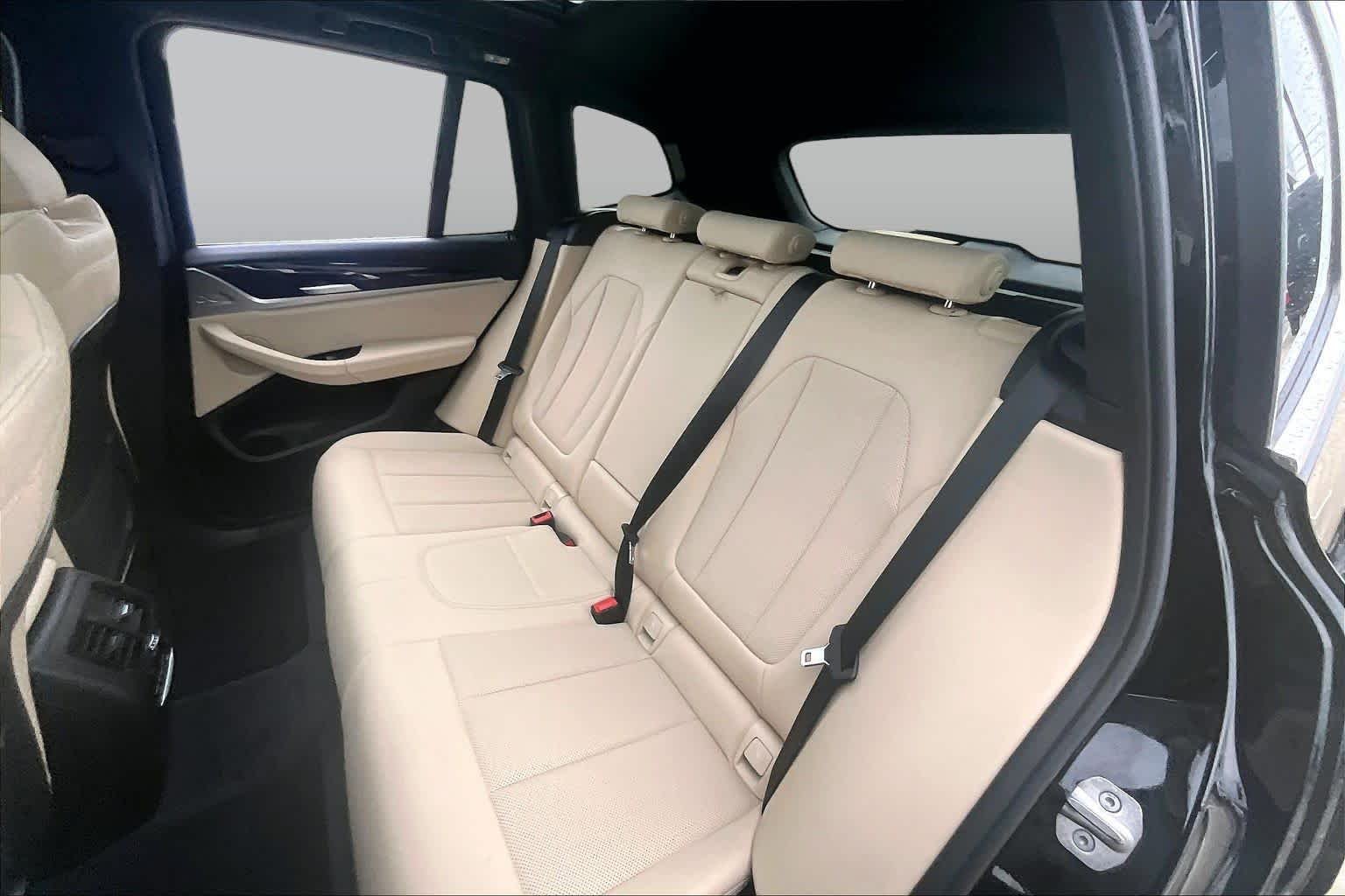 Used 2024 Jet Black BMW sDrive30i image 19